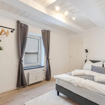 Terrace With 5 Rooms, Whirlpool And Bbq Augusta